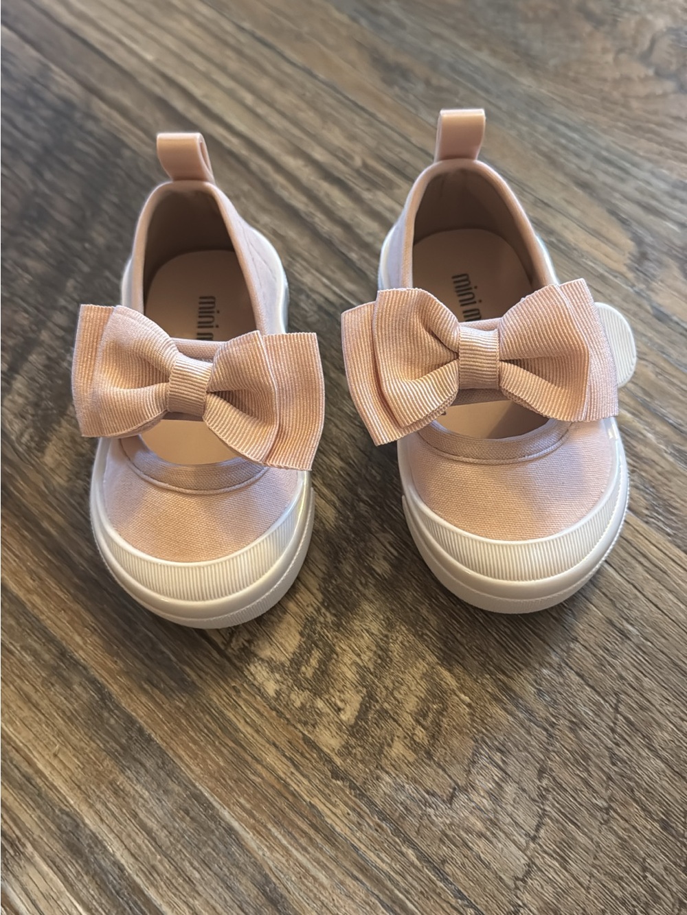 Mini Melissa Girls' Blush Pink Bow Slip-On Sneakers size 5